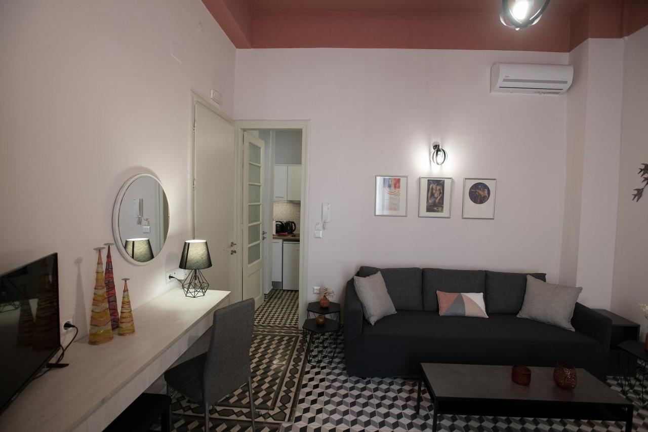 Elegant Apartment In The Heart Of Heraklion Εξωτερικό φωτογραφία